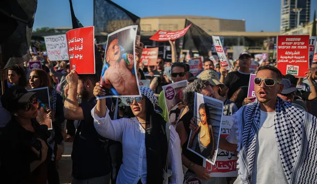 Stop the Genocide’: Thousands of Jews and Arabs Rally in Tel Aviv Against Gaza War, Hunger | Haaretz